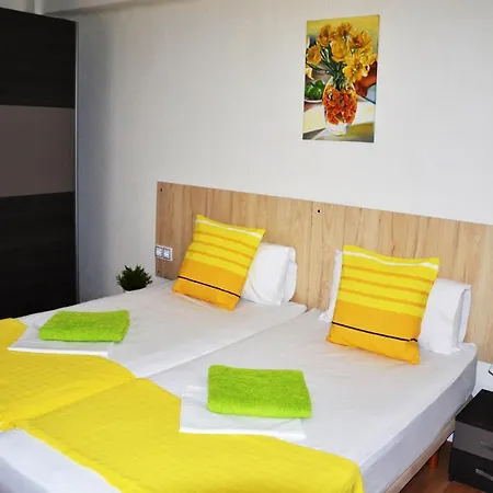 Double Cozy Room. Ruzafa - Perfect Place To Stay Valencia Exterior photo